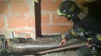 A Seguito Di Un Probabile Incendio Di Fuliggine All'interno Della Canna Fumaria, La Mancanza Di Coimbentazione Ha Provocato Una Lenta Combustione Di Un Travo Del Solaio In Legno E Maltapaglia (innesco Causato Dalla Temperatura)